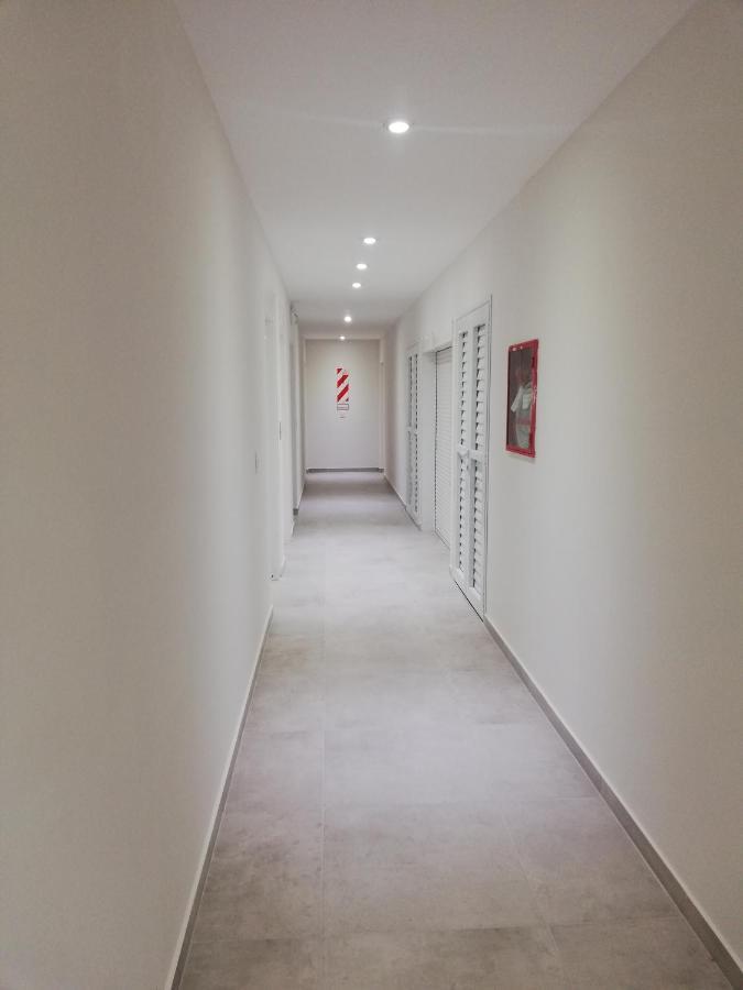 Cq Mitre Aparthotel Puerto Madryn Eksteriør bilde